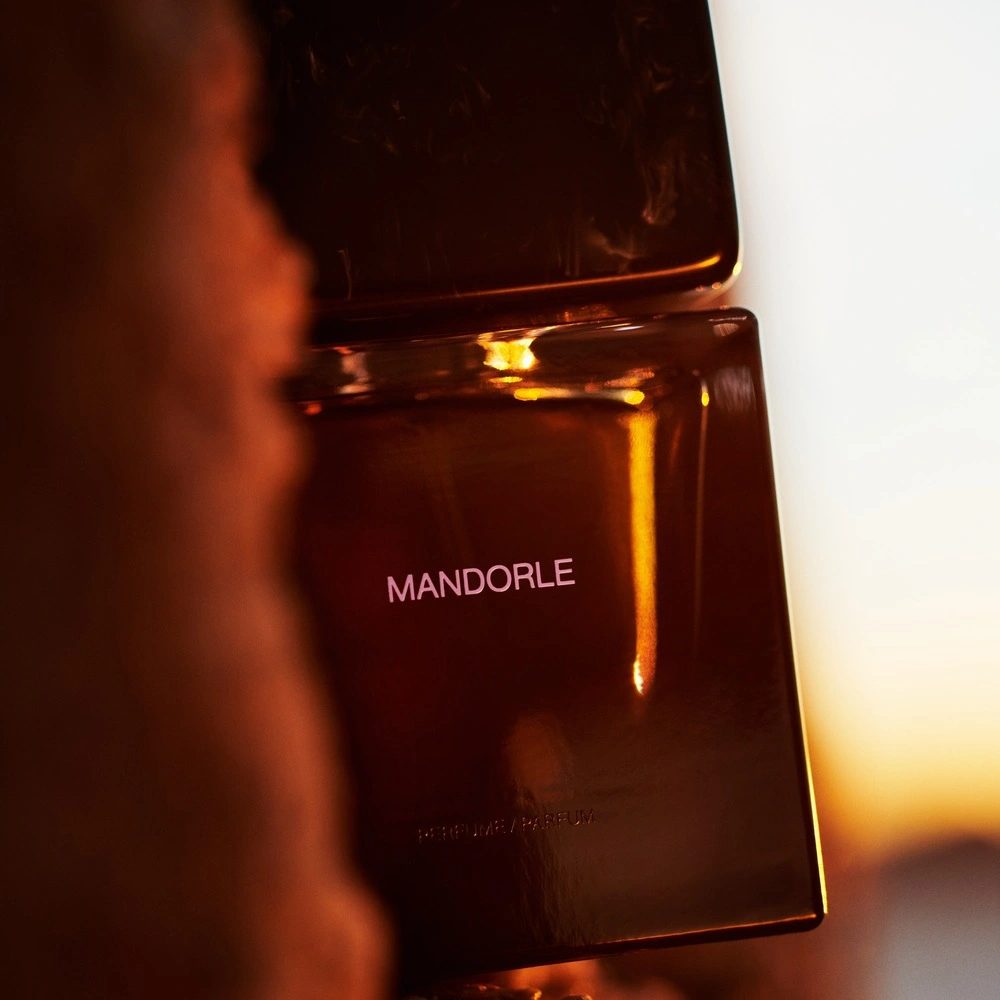 MANDORLE